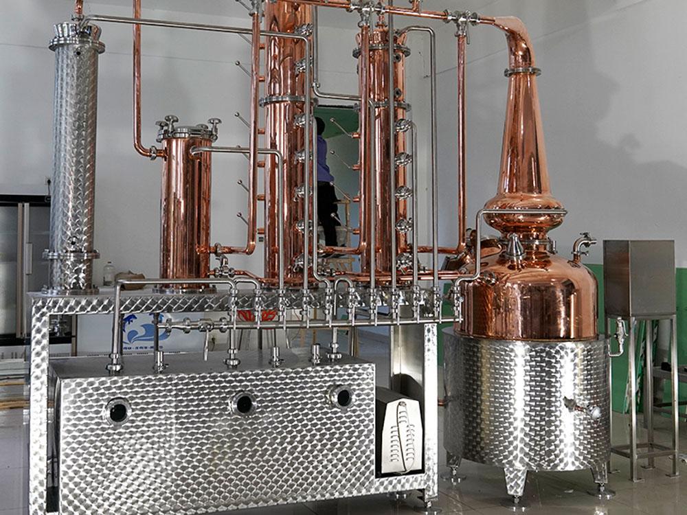 <b>800L Complete Grain Whisky Di</b>